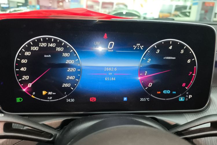 奔驰C级 2022款 C 260 L 皓夜运动版局部细节14