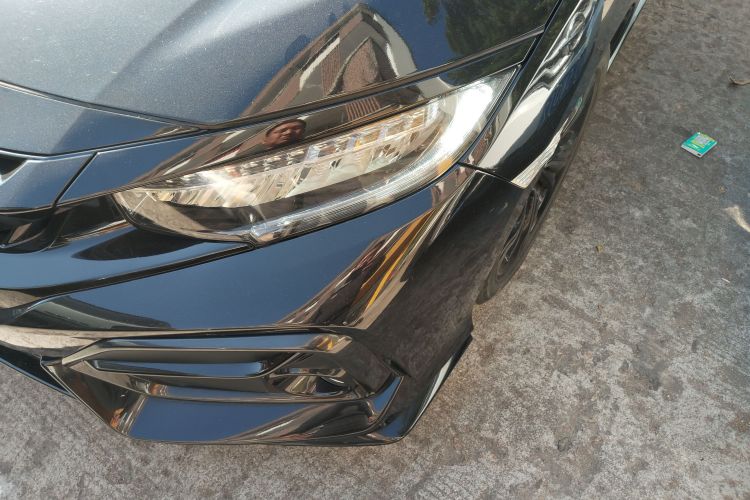 本田 思域 2021款 HATCHBACK 220TURBO CVT潮酷控局部细节36