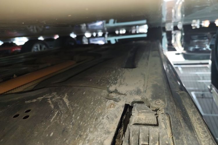 宝马3系 2023款 325Li M运动套装局部细节9001