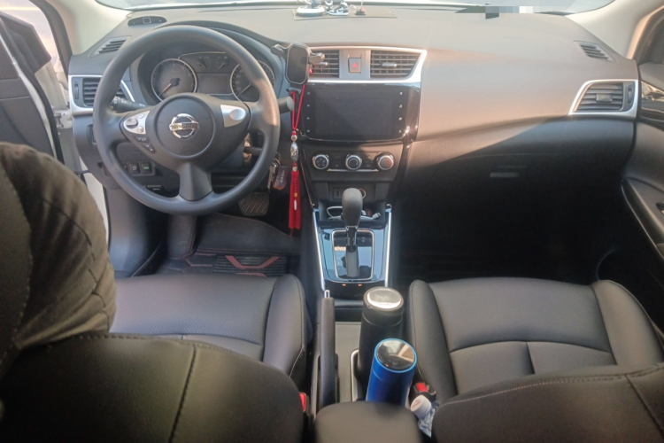 日产 轩逸 2022款 经典 1.6XL CVT豪华版中控内饰7002
