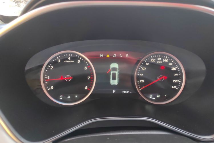 宝骏530 2018款 1.5T DCT旗舰型 国V中控内饰14