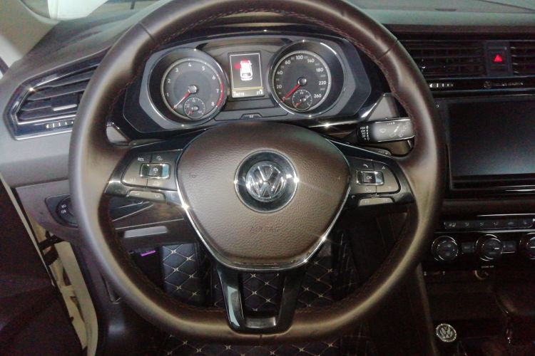 大众 途观L 2018款 380TSI 自动四驱尊崇旗舰版中控内饰13