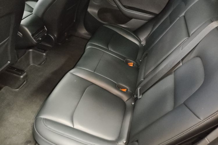 特斯拉 Model Y 2023款 后轮驱动版中控内饰21