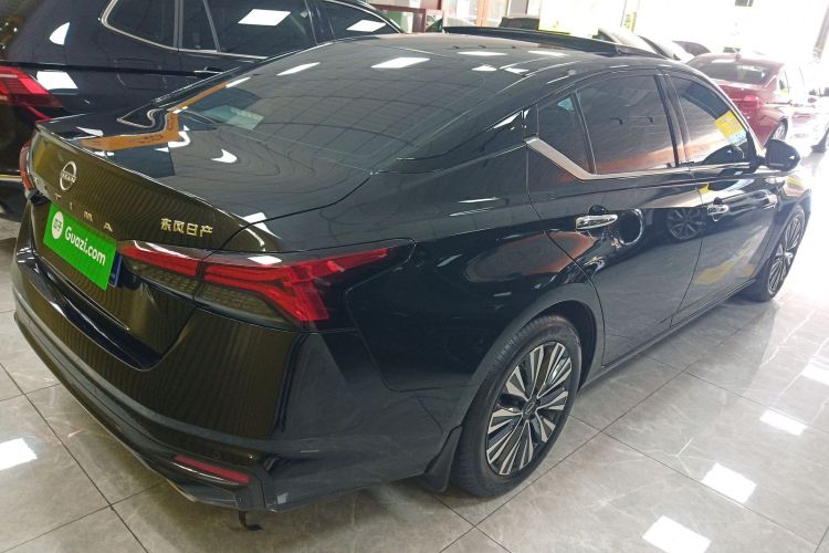 日产 天籁 2022款 2.0L XL-TLS 悦享版车身外观7
