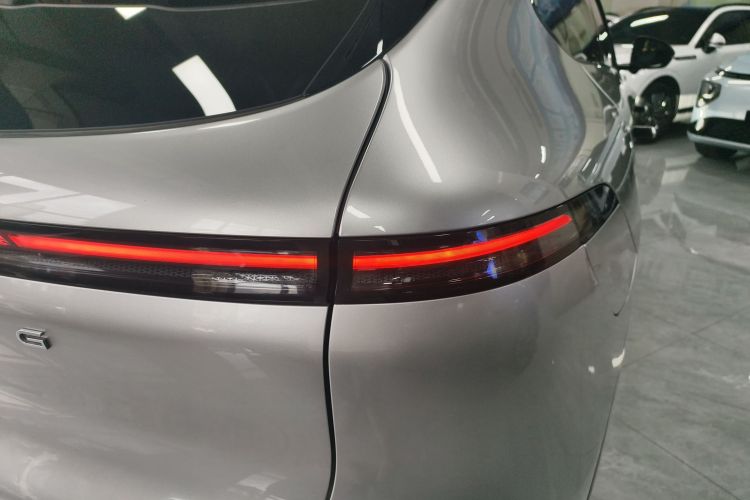 小鹏G6 2023款 580 长续航 Max车身外观9