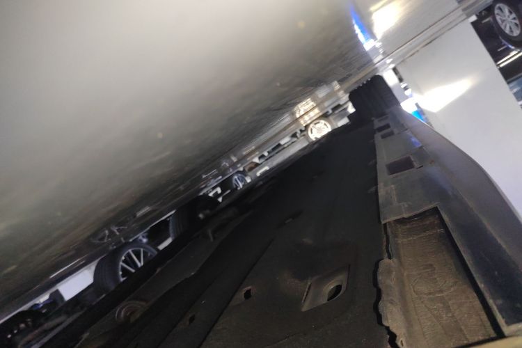 本田 思域 2023款 HATCHBACK 240TURBO 手动极劲版局部细节9002