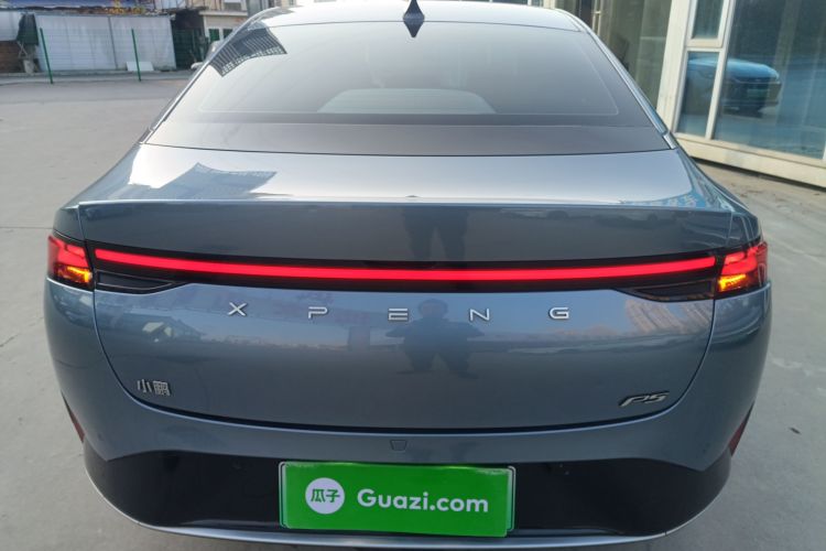 小鹏P5 2021款 460E车身外观6