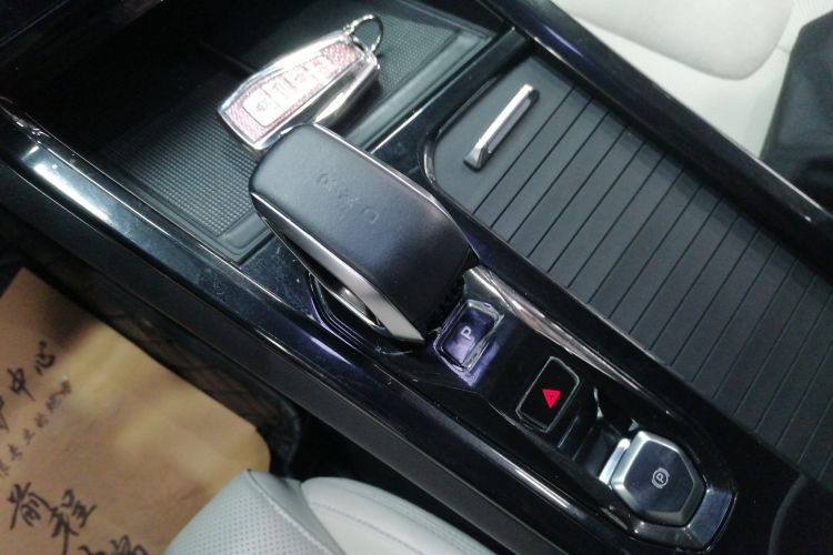 吉利汽车 2023款 博越COOL 1.5TD 智尊型中控内饰18