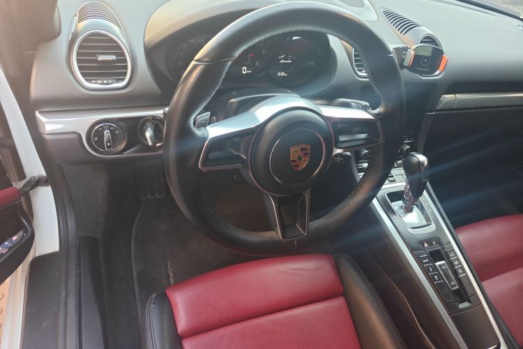 保时捷718 2018款 Boxster 2.0T中控内饰13