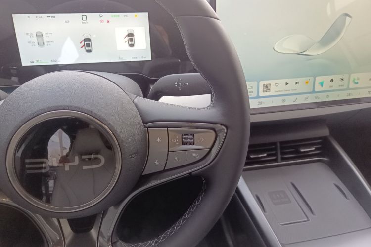 比亚迪 海豹06新能源 2025款 EV 545KM旗舰型中控内饰18