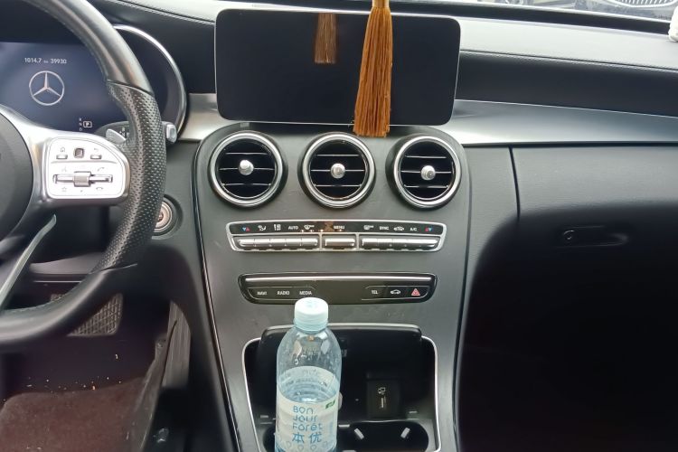 奔驰C级 2020款 改款 C 260 L 运动版中控内饰16