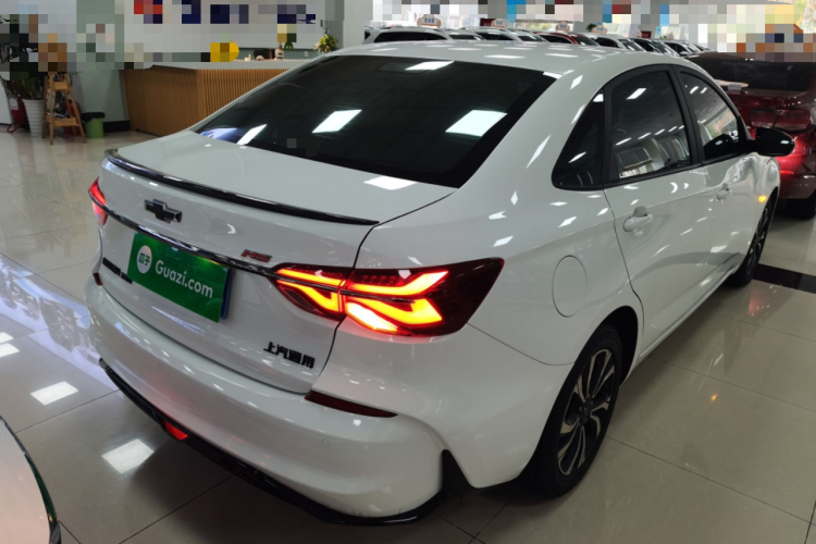 雪佛兰 科鲁泽 2020款 轻混 RS 330T 自动畅快版车身外观7