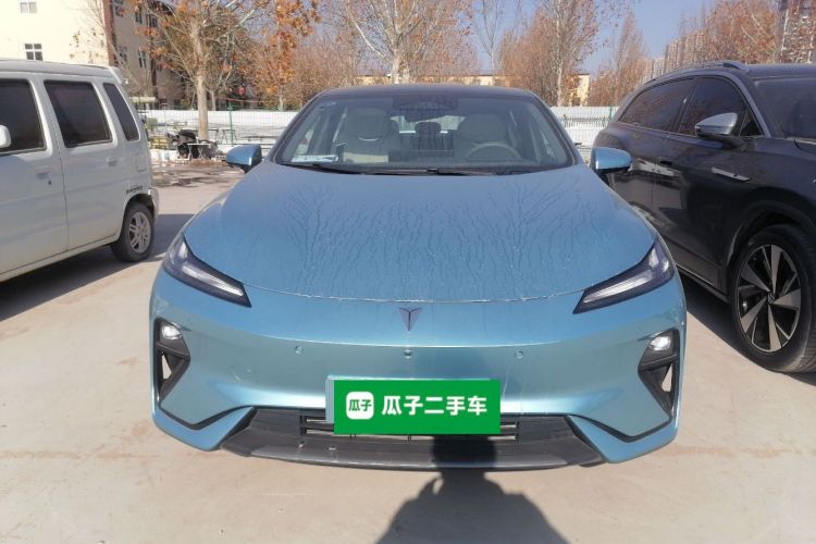 深蓝汽车 深蓝L07 2025款 230Ultra乾崑智驾ADS SE增程版车身外观2