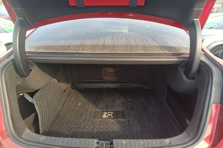 比亚迪 汉 2020款 EV 超长续航版豪华型机舱底盘23