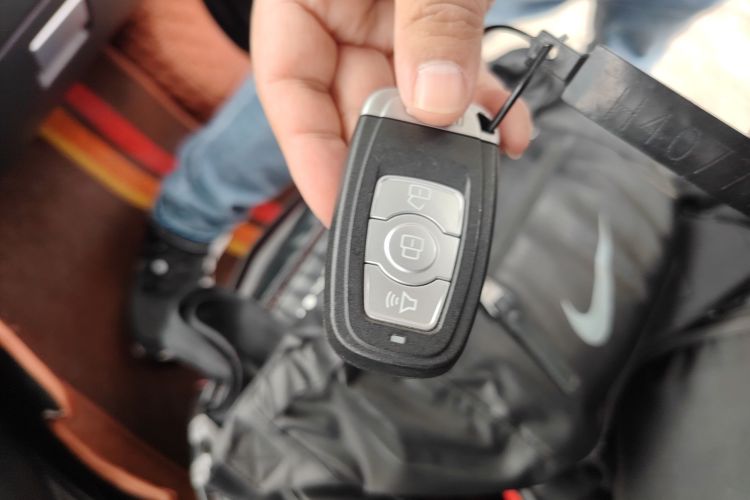 哈弗H6 2015款 改款 运动版 1.5T 手动两驱精英型中控内饰7001