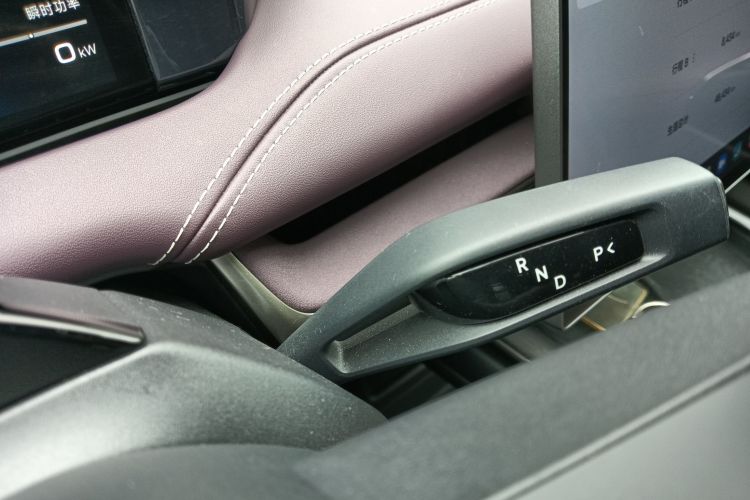 小米汽车 小米SU7 2024款 四驱超长续航高阶智驾Max版中控内饰18