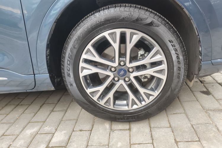 福特 锐际 2020款 EcoBoost 245 四驱嘉享款车身外观10