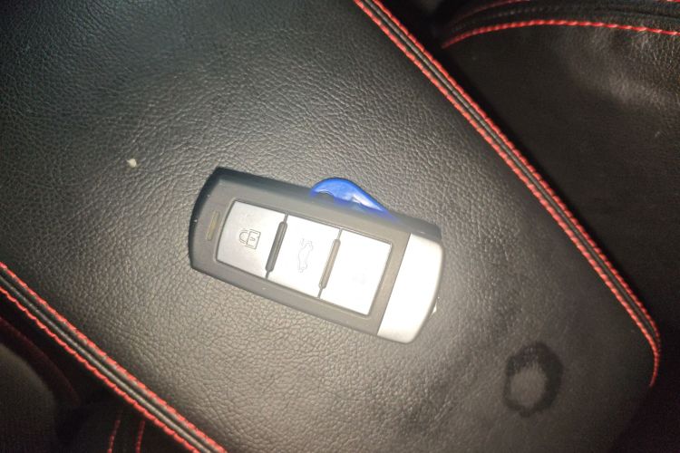 众泰 大迈X5 2015款 1.5T CVT知县型 国V中控内饰7001