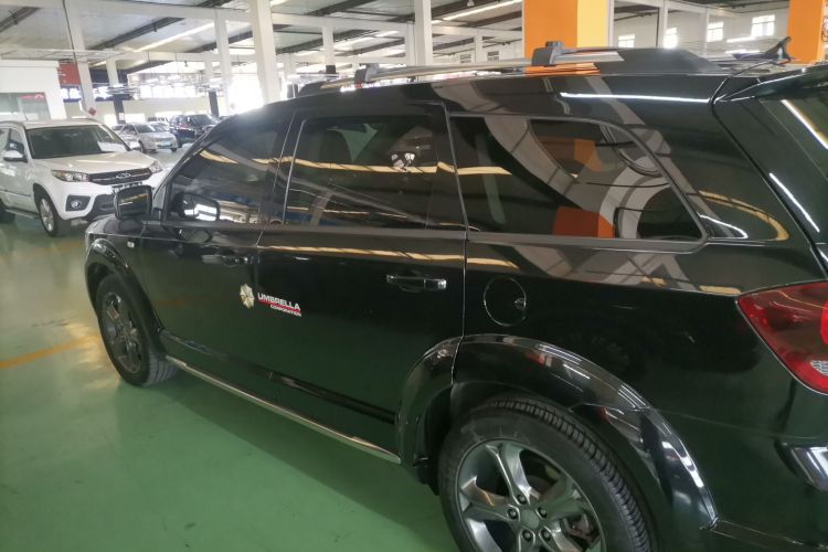 道奇 酷威 2016款 2.4L 两驱旅行版车身外观6003