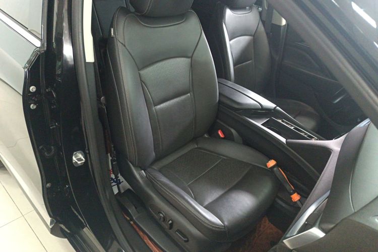 别克 昂科旗 2020款 28T 四驱尊贵型局部细节41