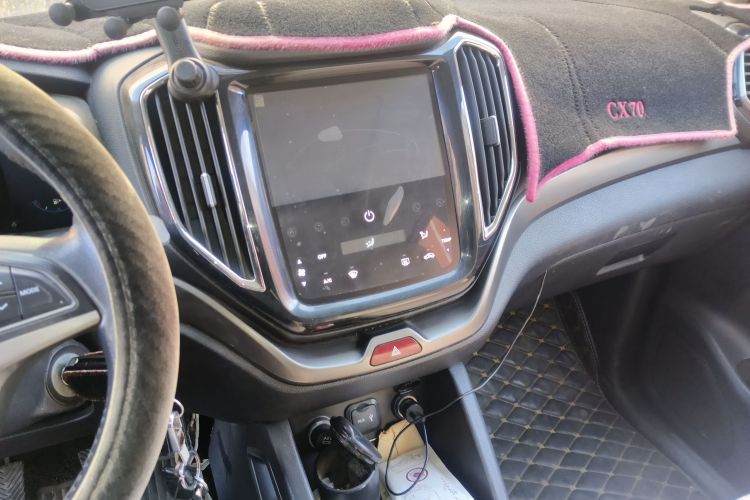 长安欧尚CX70 2016款 1.6L 手动豪华型中控内饰16