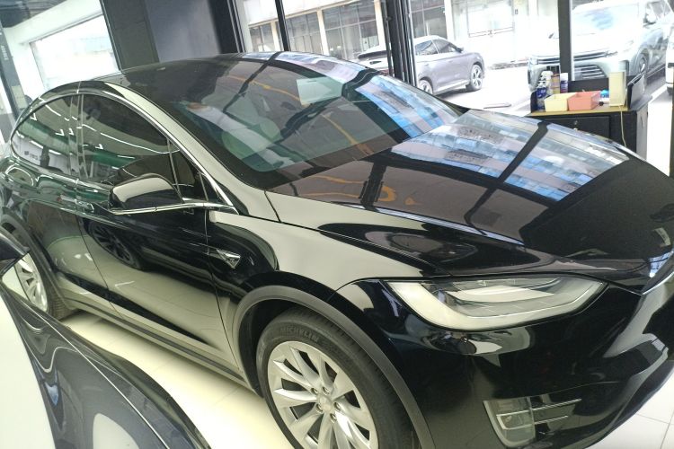 特斯拉 Model X 2019款 标准续航版车身外观6002