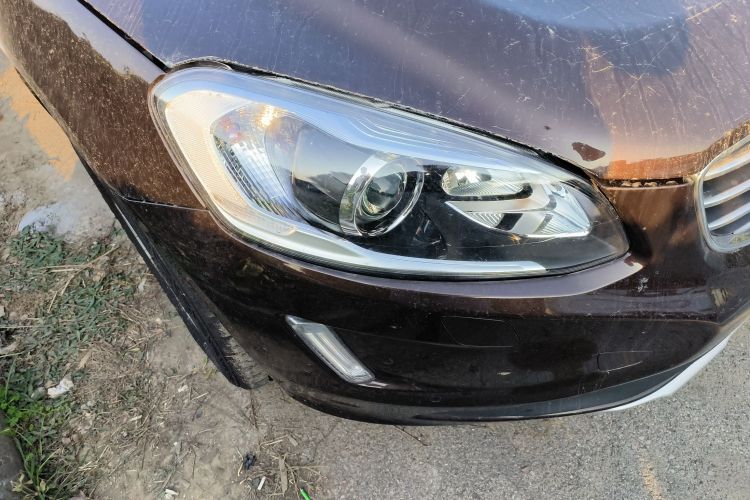 沃尔沃XC60 2017款 T5 智进版车身外观8