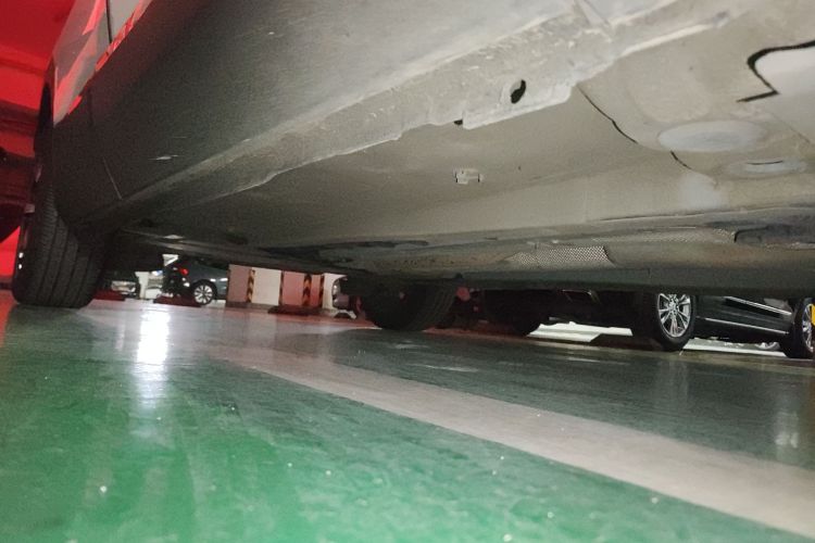 标致4008 2018款 350THP 豪华版局部细节9001