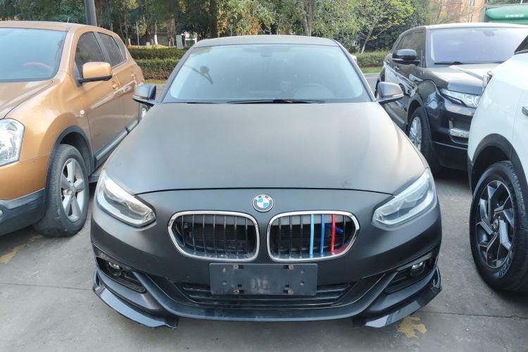 宝马1系 2018款 118i 运动型车身外观6001