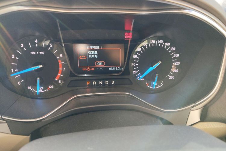 福特 蒙迪欧 2013款 2.0L GTDi200时尚型中控内饰15