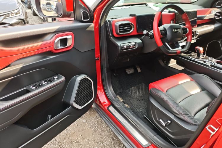 吉利汽车 吉利icon 2020款 1.5TD i9 BSG中控内饰7003