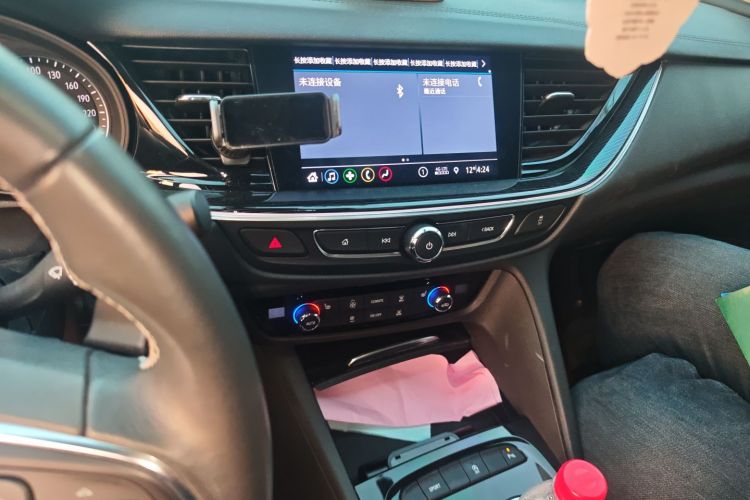 别克 君威 2023款 552T 智享型中控内饰16