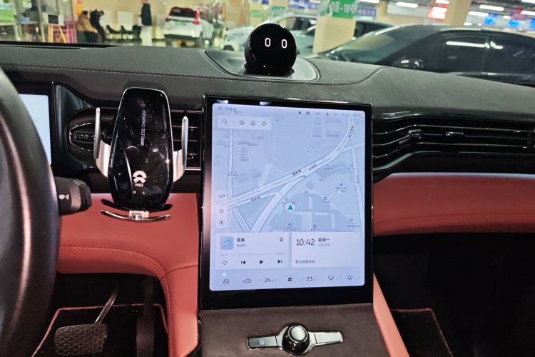 蔚来EC6 2020款 465KM 运动版中控内饰16