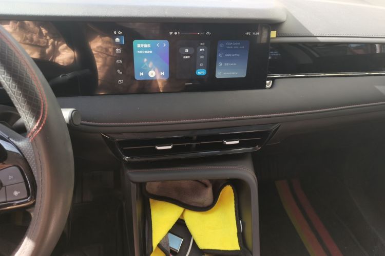 荣威i5 2023款 1.5L 手动舒享版中控内饰16