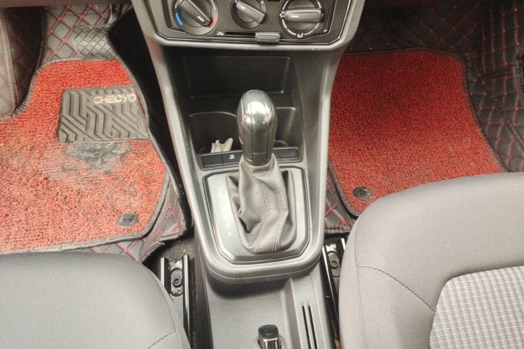 大众 桑塔纳 2019款 1.5L 自动风尚版 国VI中控内饰18