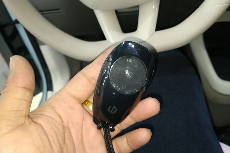 零跑汽车 零跑T03 2023款 310轻享版中控内饰11