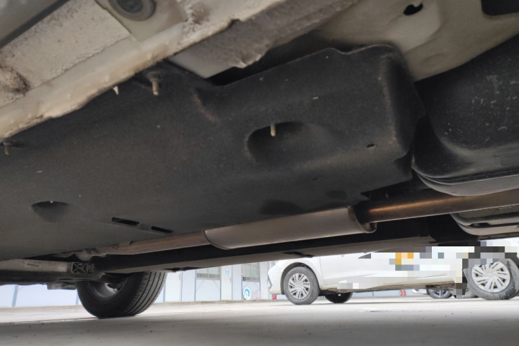 红旗HS5 2019款 2.0T 智联旗享版局部细节9003