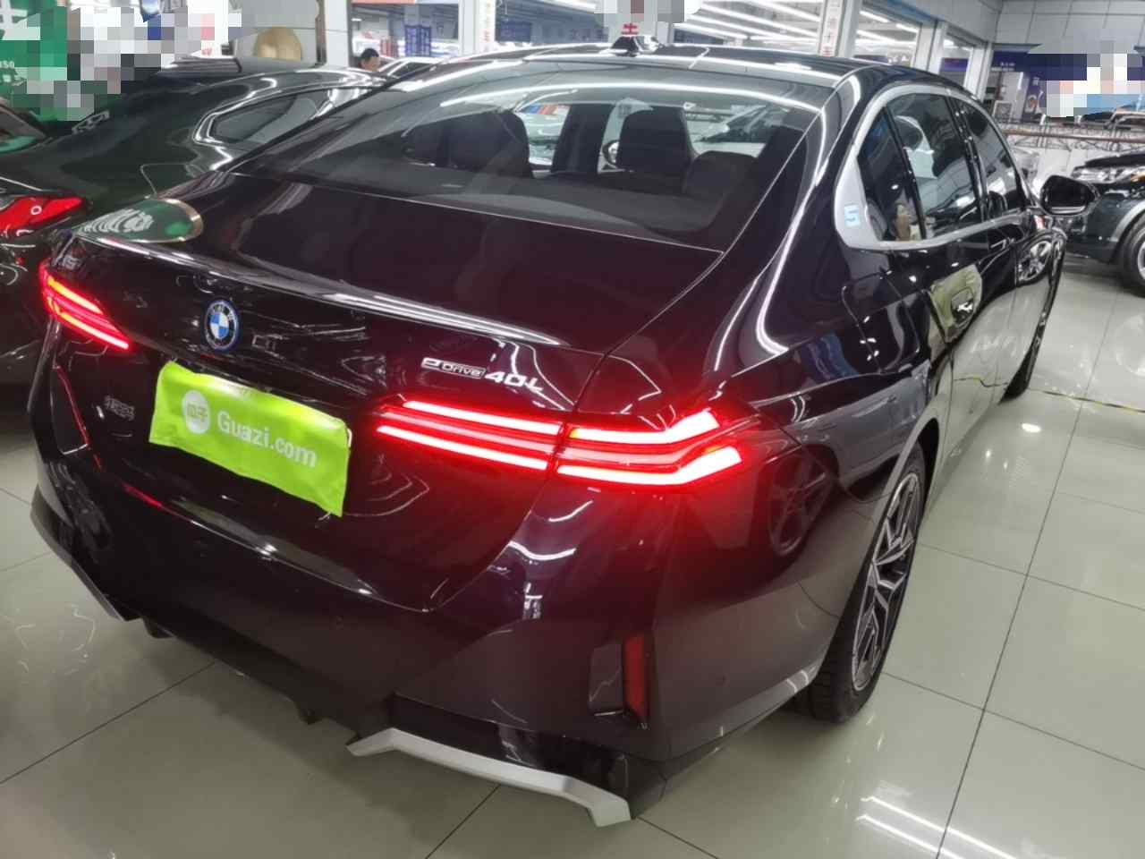 宝马i5 2025款 eDrive 40L M运动套装(4)