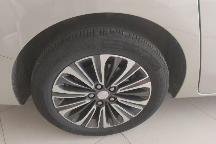 别克GL8 2021款 ES陆尊 653T 豪华型车身外观56