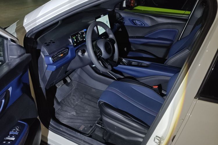 比亚迪 海鸥 2025款 305km 活力版中控内饰19