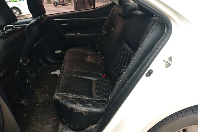 丰田 卡罗拉 2014款 1.6L 手动GL中控内饰21