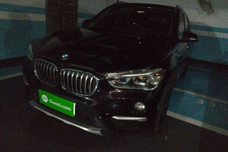 宝马X1 2018款 sDrive18Li 尊享型车身外观1