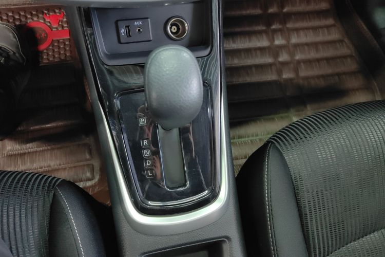 日产 骐达TIIDA 2021款 1.6L CVT酷动版中控内饰18