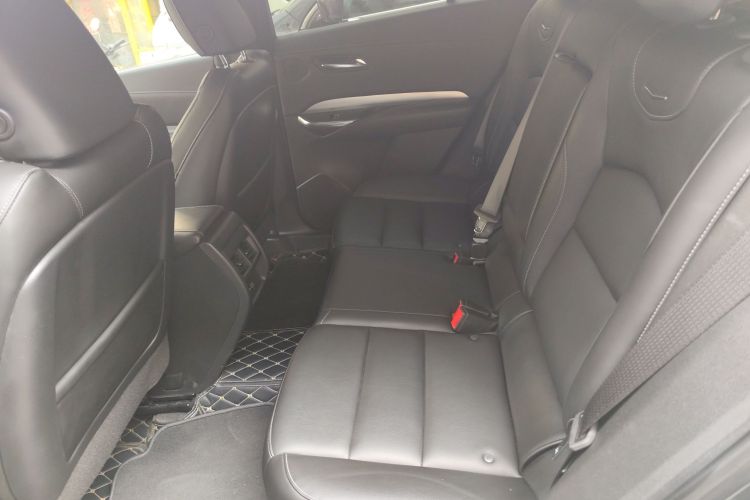 凯迪拉克XT4 2018款 28T 四驱领先型中控内饰21