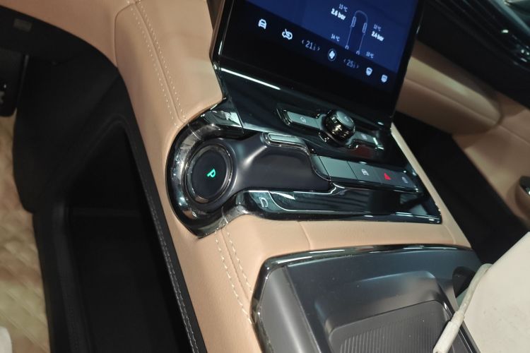 蔚来ES8 2020款 580KM 六座版中控内饰18