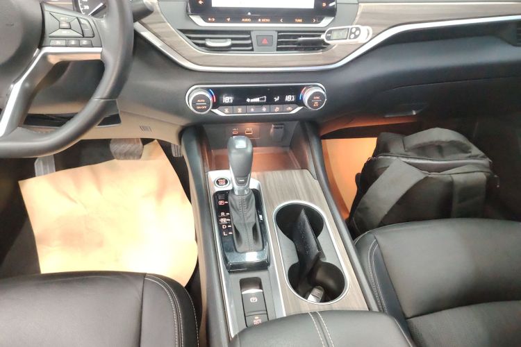 日产 天籁 2021款 2.0L XL 舒适版局部细节18