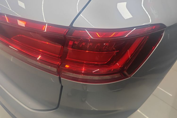 大众 途锐 2019款 2.0TSI 锐翼版 国V车身外观9