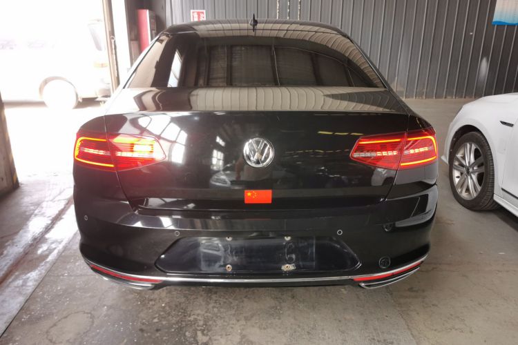 大众 迈腾 2017款 330TSI DSG 尊贵型车身外观6004