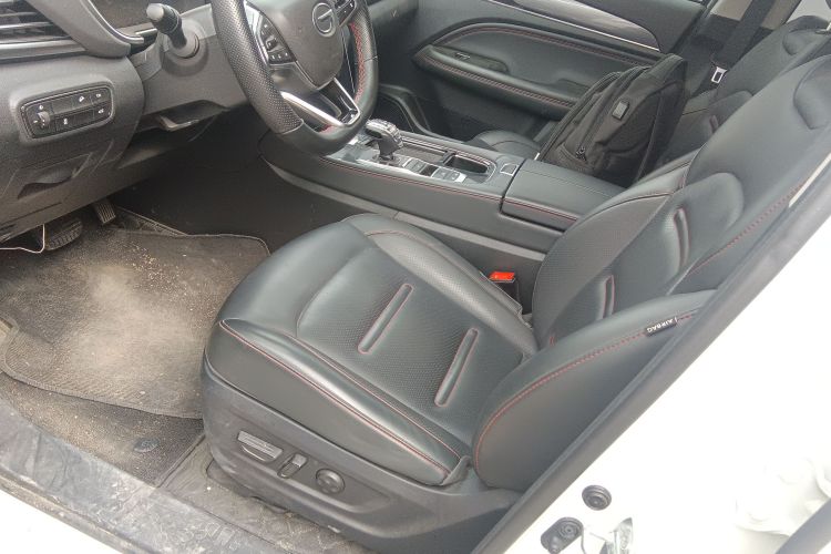 广汽传祺 传祺GS4 PLUS 2023款 390T 自动星云版中控内饰19