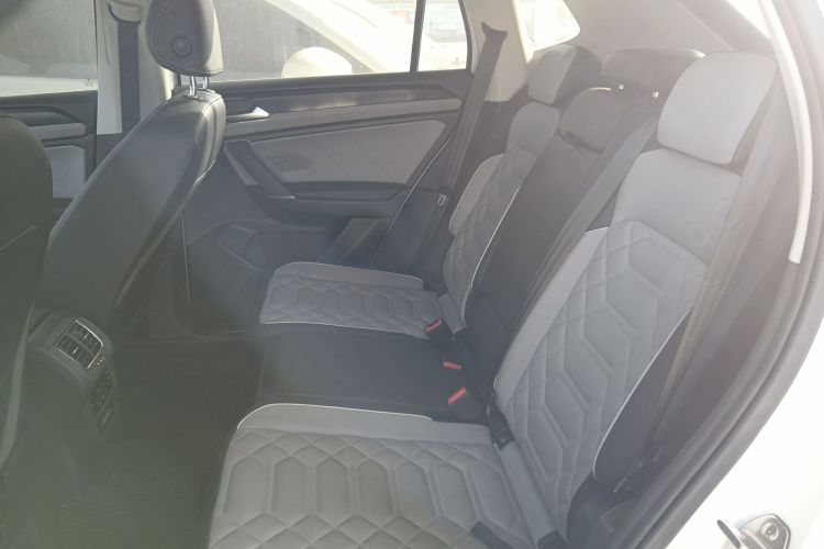 大众 探岳 2023款 300TSI 两驱豪华Plus进阶版中控内饰21